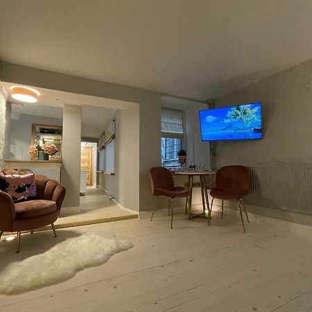 Cute Apartment For Young Travellers Riga Eksteriør billede