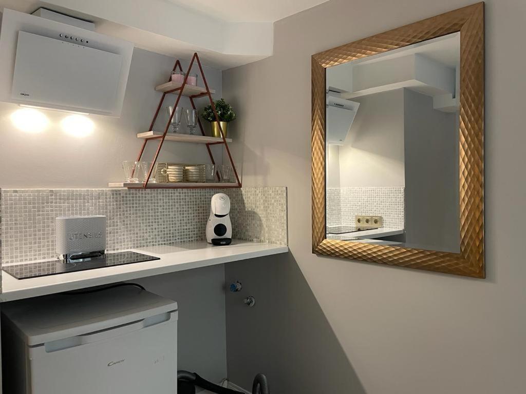 Cute Apartment For Young Travellers Riga Eksteriør billede